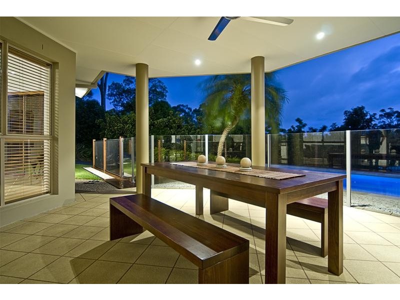 17 Clarence Drive, Helensvale QLD 4212