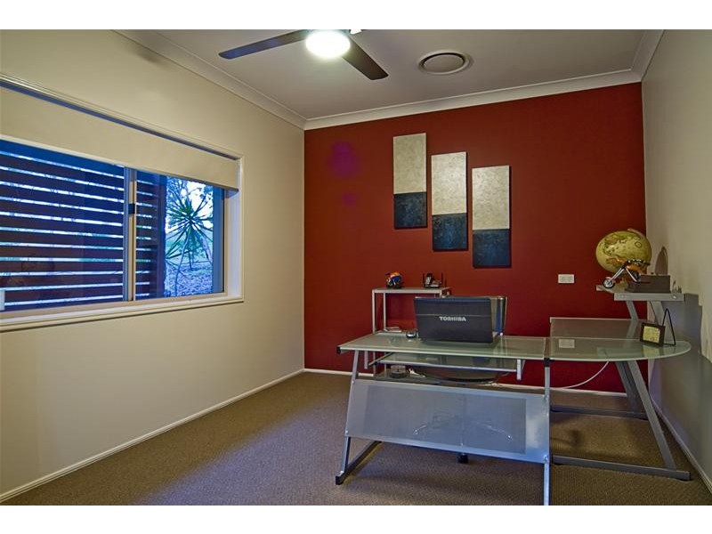 17 Clarence Drive, Helensvale QLD 4212