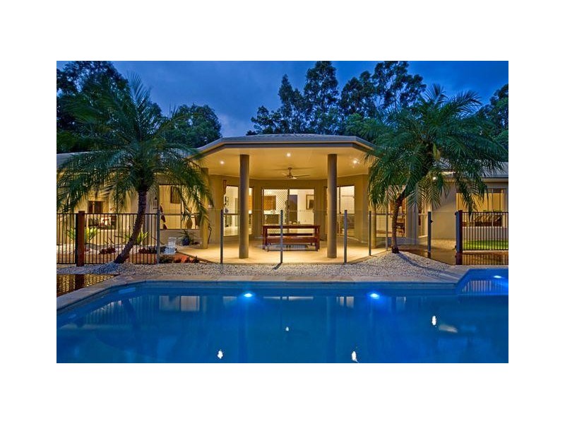 17 Clarence Drive, Helensvale QLD 4212