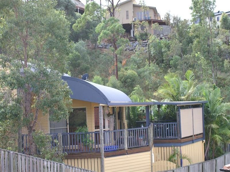 19 Henderson Rise, Pacific Pines QLD 4211