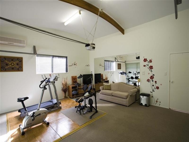 25 Ivy Street, Carrara QLD 4211
