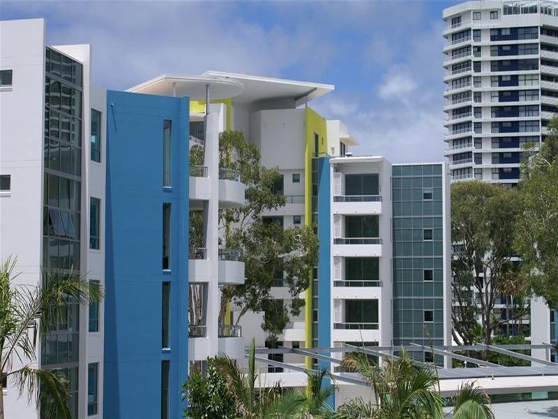 10P/28 Bayview Street, Runaway Bay QLD 4216