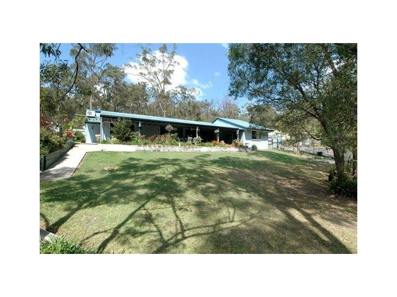 28 Kingsway Drive, Molendinar QLD 4214
