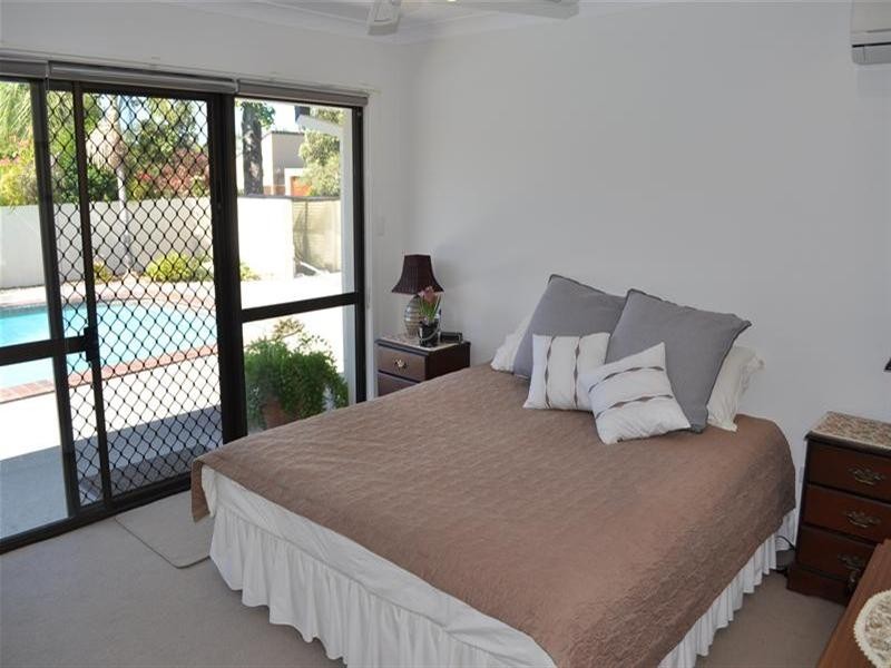 25 Numeralla Avenue, Ashmore QLD 4214