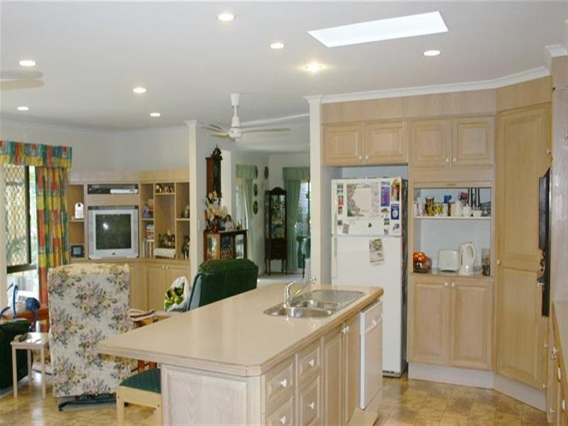 Highland Park QLD 4211