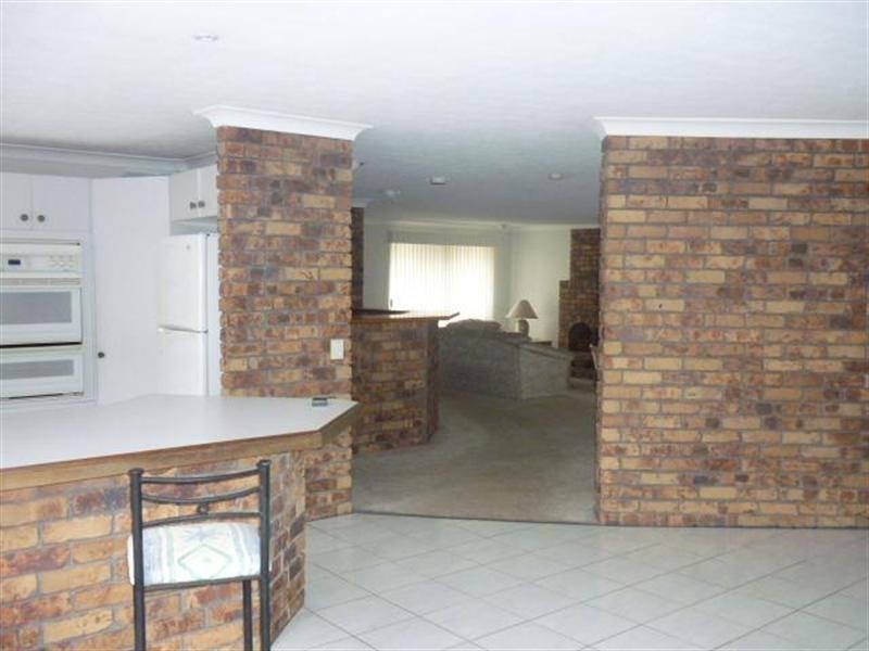 1 Harrier Drive, Burleigh Waters QLD 4220