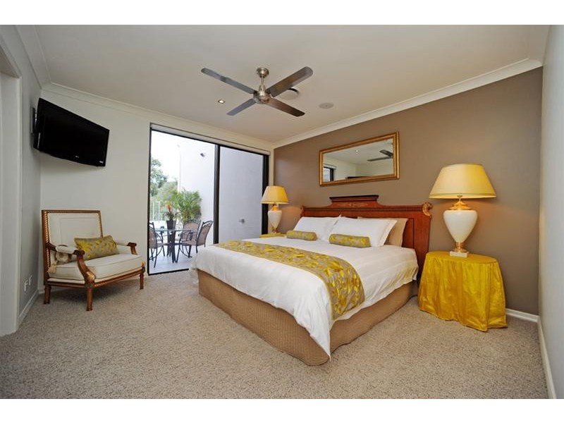 28 Earle Court, Tallai QLD 4213