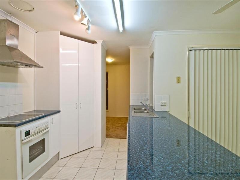 60 Alexander Drive, Highland Park QLD 4211