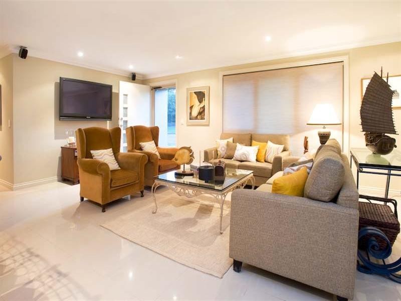 31 Yangoora Crescent, Ashmore QLD 4214