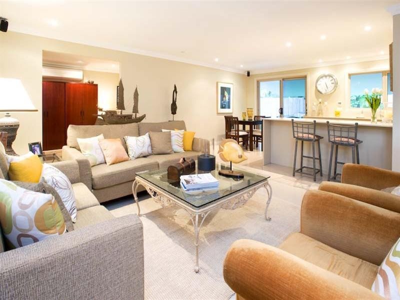 31 Yangoora Crescent, Ashmore QLD 4214