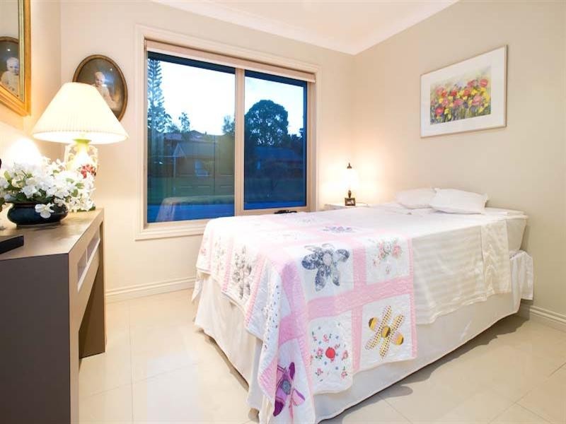 31 Yangoora Crescent, Ashmore QLD 4214