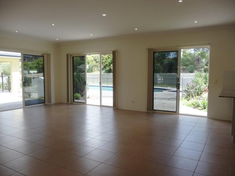 21 Howard Hughes Court, Maudsland QLD 4210