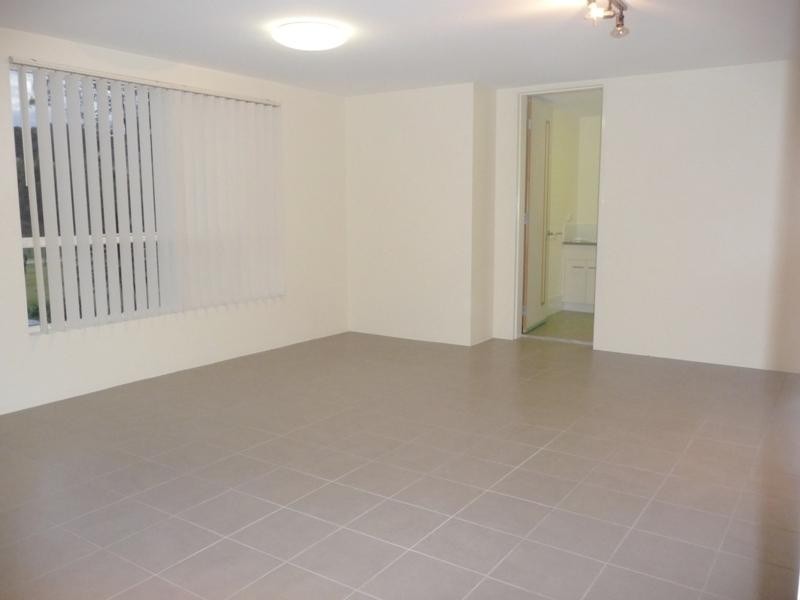 21 Howard Hughes Court, Maudsland QLD 4210