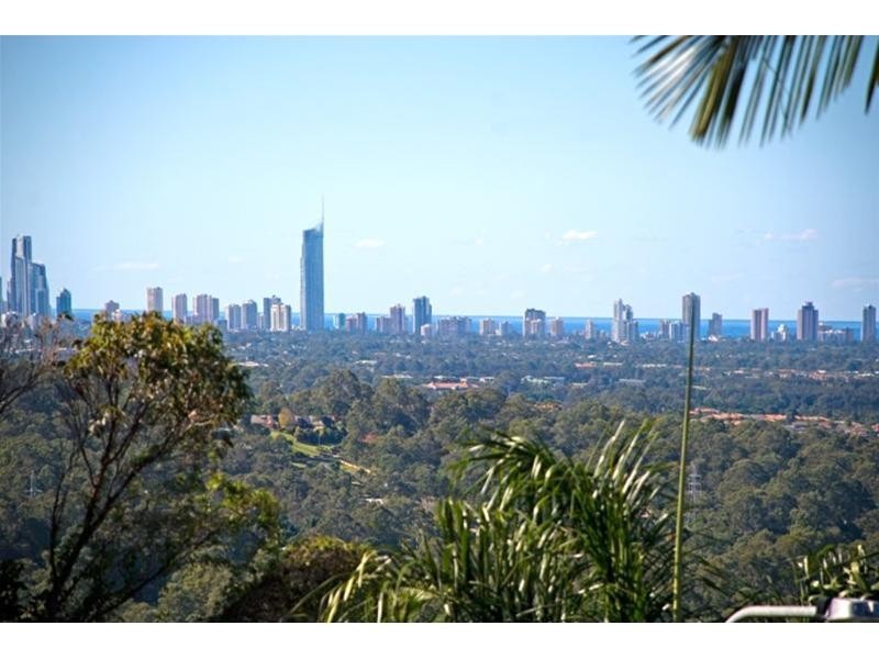 28 Earle Court, Tallai QLD 4213