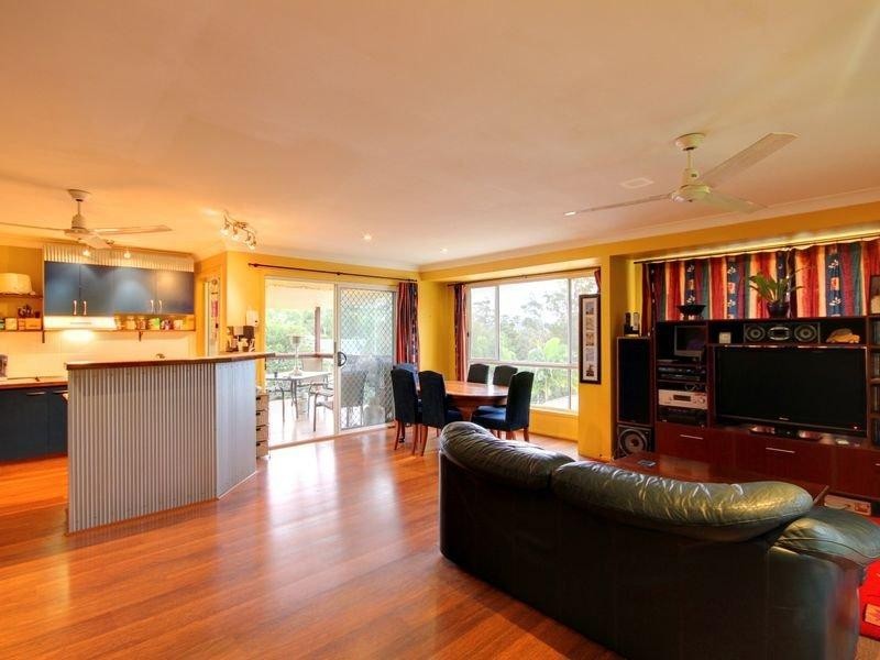 Highland Park QLD 4211