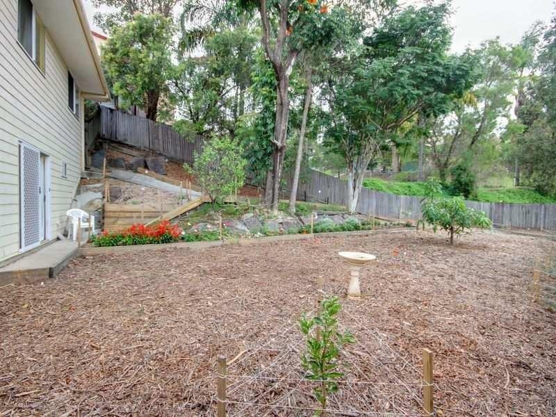 Highland Park QLD 4211