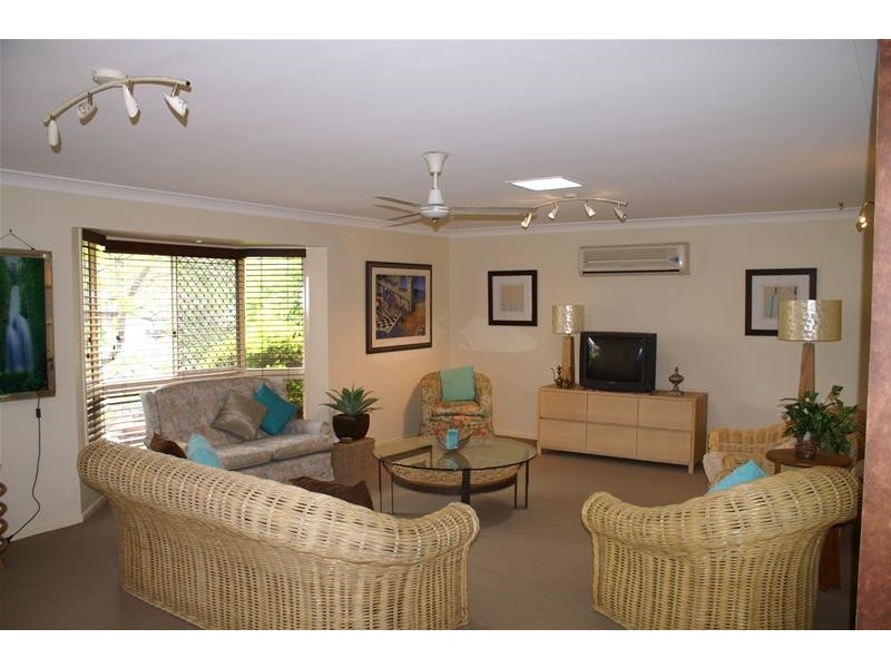 22 Glengarry Close, Highland Park QLD 4211