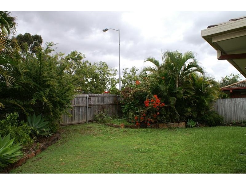 22 Glengarry Close, Highland Park QLD 4211