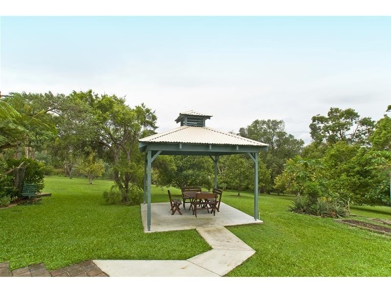 24 Viscount Drive, Tallai QLD 4213