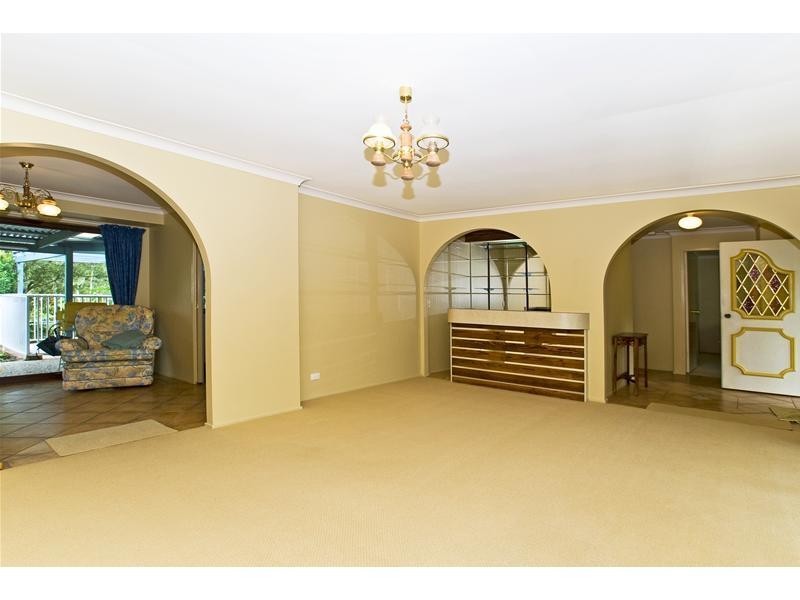 24 Viscount Drive, Tallai QLD 4213