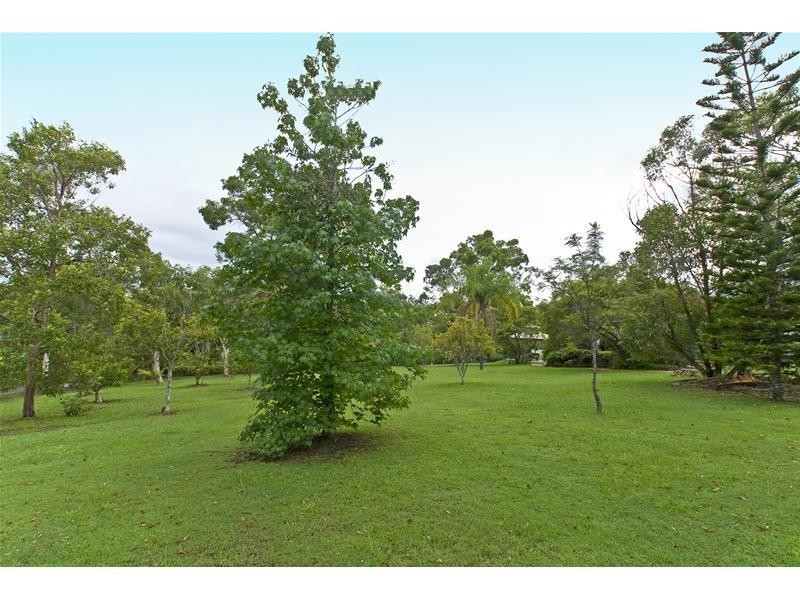 24 Viscount Drive, Tallai QLD 4213