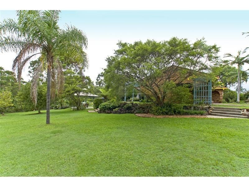 24 Viscount Drive, Tallai QLD 4213