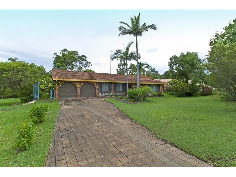 24 Viscount Drive, Tallai QLD 4213