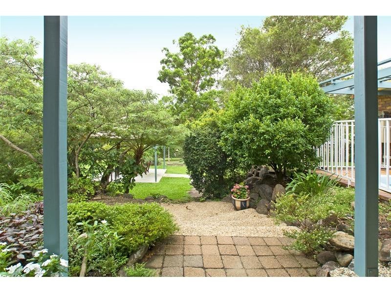 24 Viscount Drive, Tallai QLD 4213