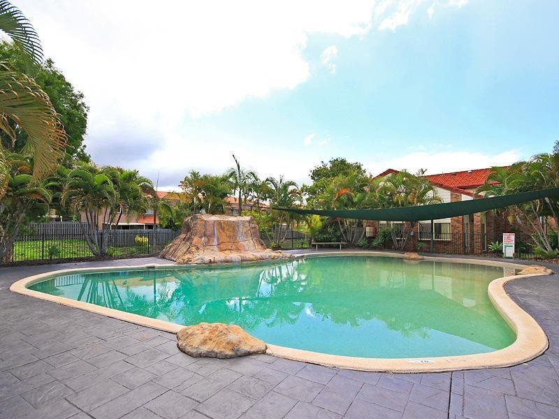 30/1a Alison Road, Carrara QLD 4211