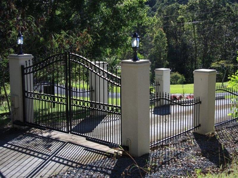 Advancetown QLD 4211