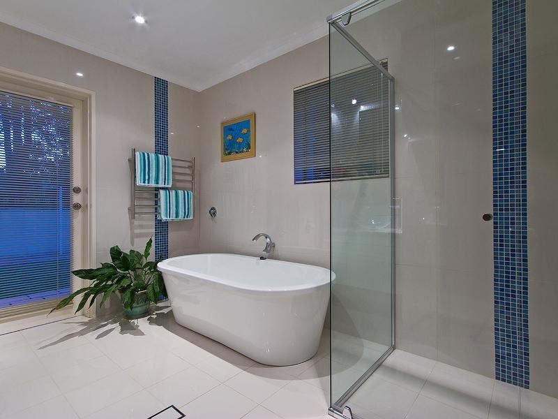 16 Rouse Street, Worongary QLD 4213