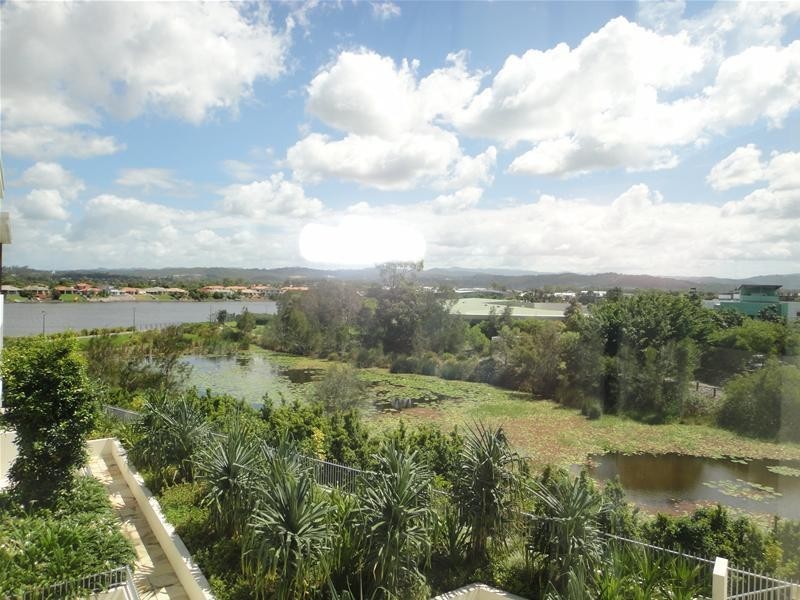 Varsity Lakes QLD 4227