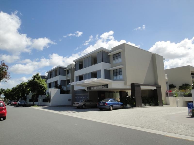 Varsity Lakes QLD 4227