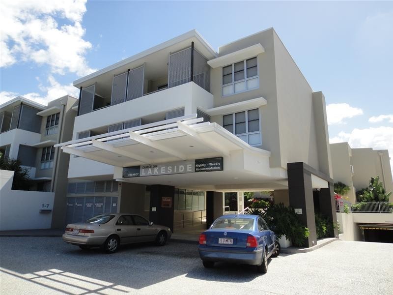 Varsity Lakes QLD 4227