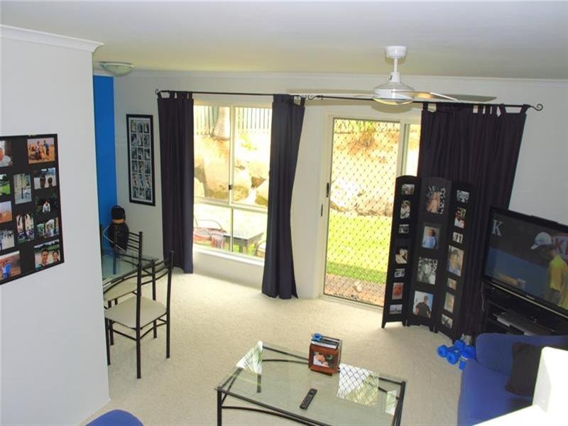 33/102 Alexander Drive, Highland Park QLD 4211