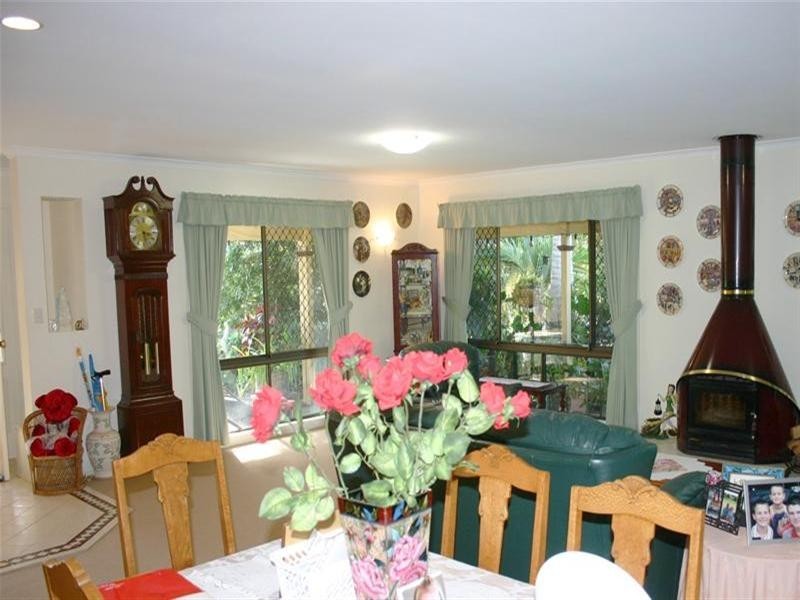 Highland Park QLD 4211