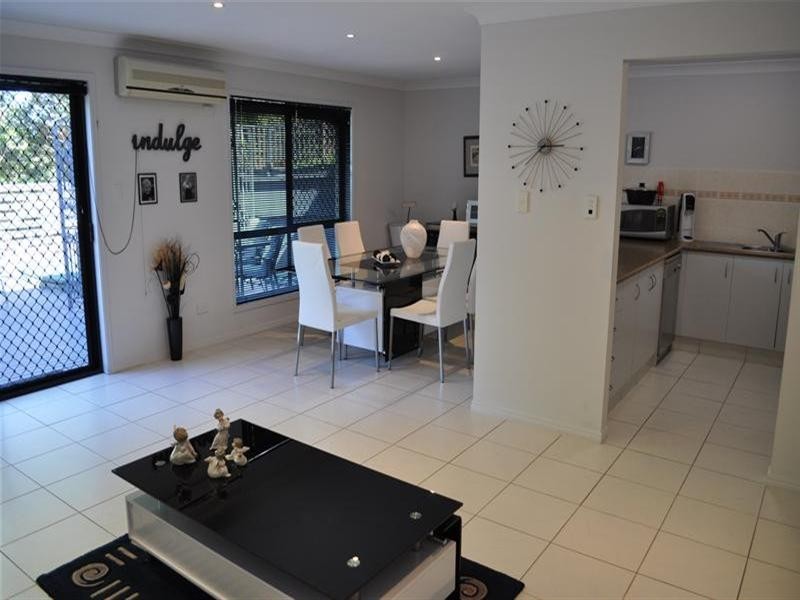 1/739 Ashmore Road, Molendinar QLD 4214