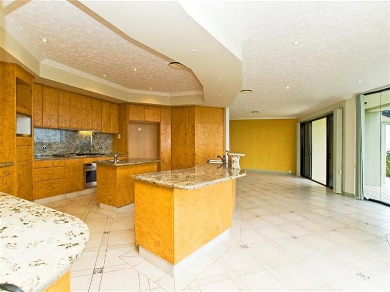 245 San Fernando Drive, Worongary QLD 4213