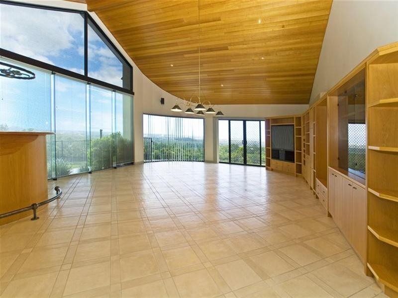 245 San Fernando Drive, Worongary QLD 4213
