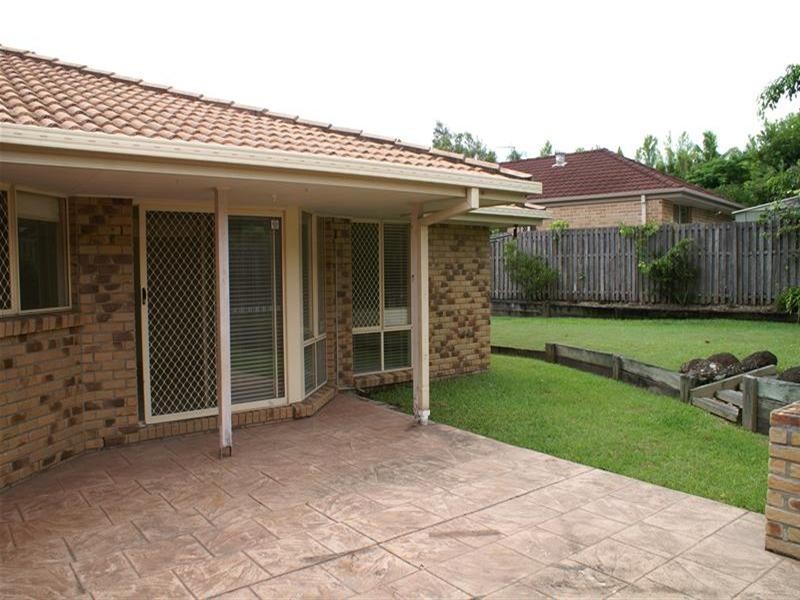 15 Glengarry Close, Highland Park QLD 4211