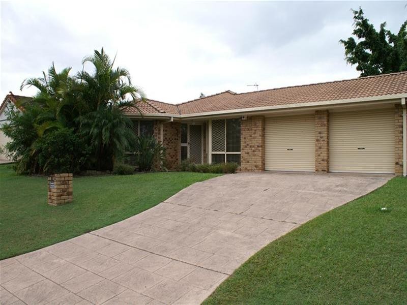 15 Glengarry Close, Highland Park QLD 4211