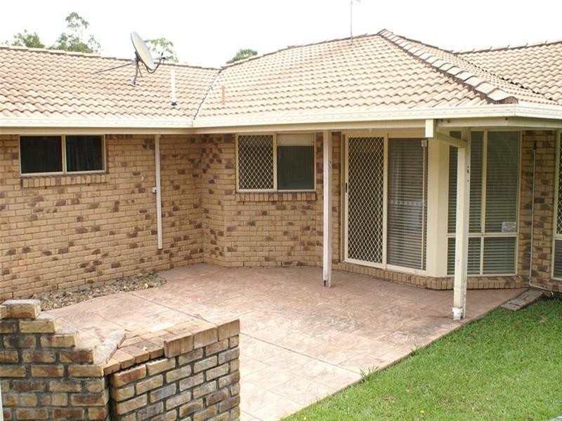 15 Glengarry Close, Highland Park QLD 4211