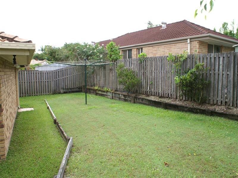 15 Glengarry Close, Highland Park QLD 4211