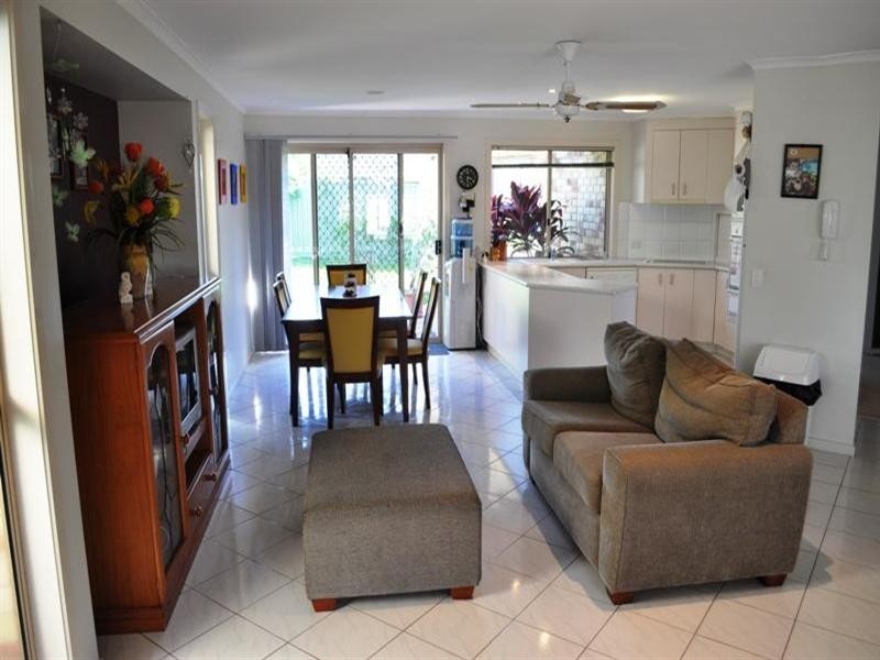 21 Arnold Palmer Drive, Parkwood QLD 4214