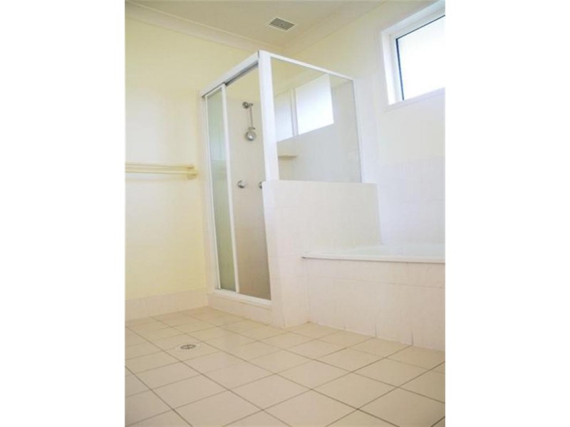 52 Numbat Court East, Coombabah QLD 4216