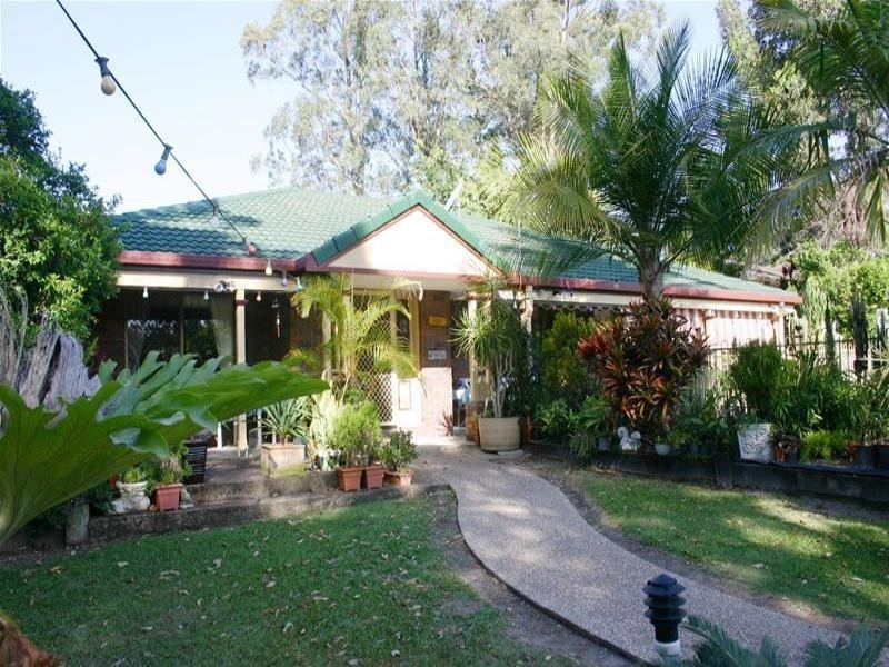 Highland Park QLD 4211