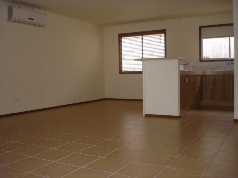 56 Nerang-Broadbeach Road, Nerang QLD 4211