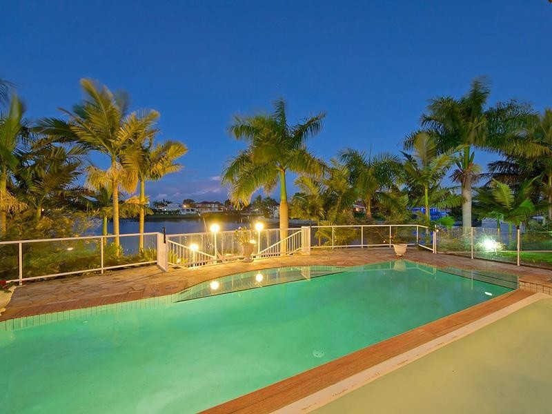 51 Portobello Drive, Mermaid Waters QLD 4218