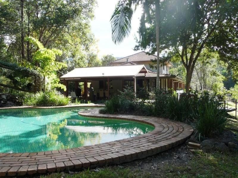 28 Glen Circuit, Clagiraba QLD 4211