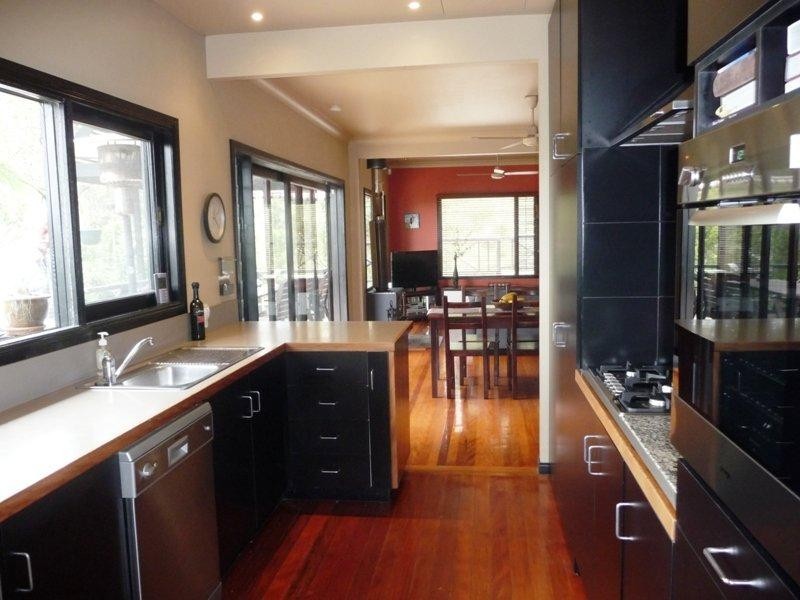 215 Beechmont Road, Advancetown QLD 4211